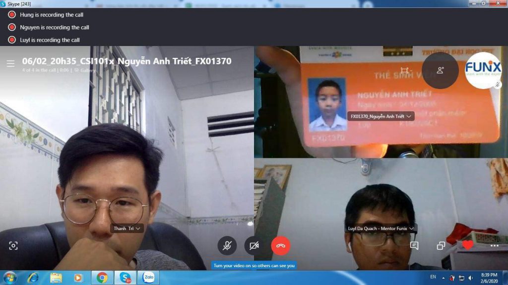 Sinh viên FUNiX thi Final Exam theo hình thức online, qua skype với 2 mentor.