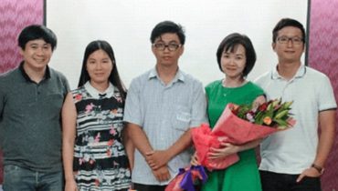 Sinh viên FUNiX Nguyễn Đình Duy (đứng giữa)