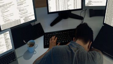 yếu tố gây nhiễu