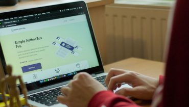 Bảo mật phải là ưu tiên số một của trang web của bạn. Hãy cài chứng chỉ SSL miễn phí từ nhà cung cấp dịch vụ lưu trữ của bạn theo các bước dưới đây.