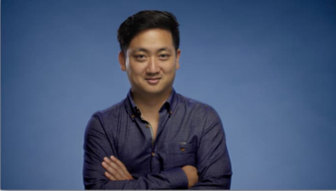 Tim Chen là Giám đốc điều hành và đồng sáng lập của trang web tài chính cá nhân NerdWallet, với 10 triệu người truy cập hàng tháng và được định giá hơn 1.5 tỉ USD. Ít ai biết anh đã bắt đầu hành trình này sau khi bị sa thải và khởi nghiệp với vỏn vẹn 800 USD.