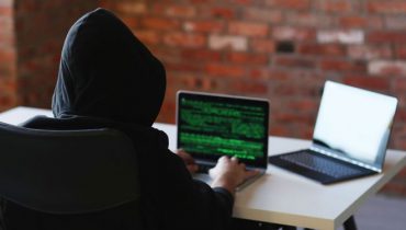 Password spraying (phun rải mật khẩu) là gì và nó được sử dụng như thế nào để hack tài khoản của bạn? 