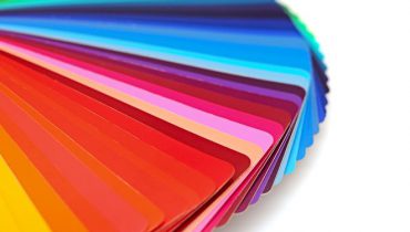 Tìm hiểu cách chọn bất kỳ giá trị màu nào trên màn hình của bạn trong vài giây. Đặc biệt hữu ích cho các nhà thiết kế web!