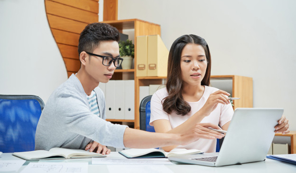 người trẻ mới ra trường