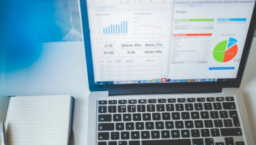 Hiển thị dữ liệu động với JavaScript chưa bao giờ dễ dàng hơn thế. Làm cách nào để bạn có thể bắt đầu tạo trực quan hóa dữ liệu với Chart.js? Bạn sẽ tìm hiểu cách thực hiện trong bài viết này.