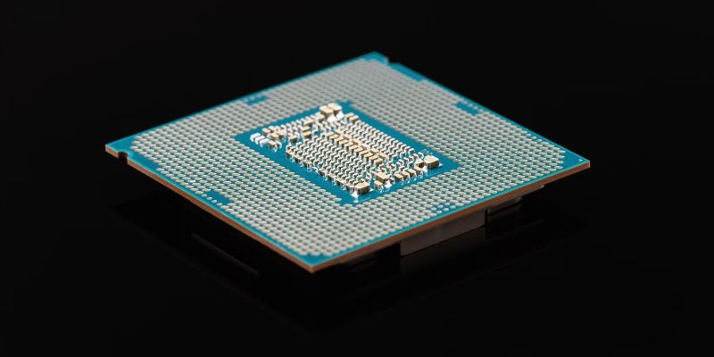Sự khác biệt giữa P-core và E-core trong CPU Intel Alder Lake là gì? 
