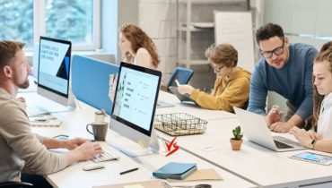 GitHub và GitLab đều cung cấp kết quả vượt trội trong việc kiểm soát phiên bản git cho phần mềm nguồn mở hoặc riêng tư. Để giúp bạn lựa chọn giữa hai nền tảng này, hãy cùng FUNiX xem xét các đặc điểm như giá cả, tính năng, CI và CD, v.v.