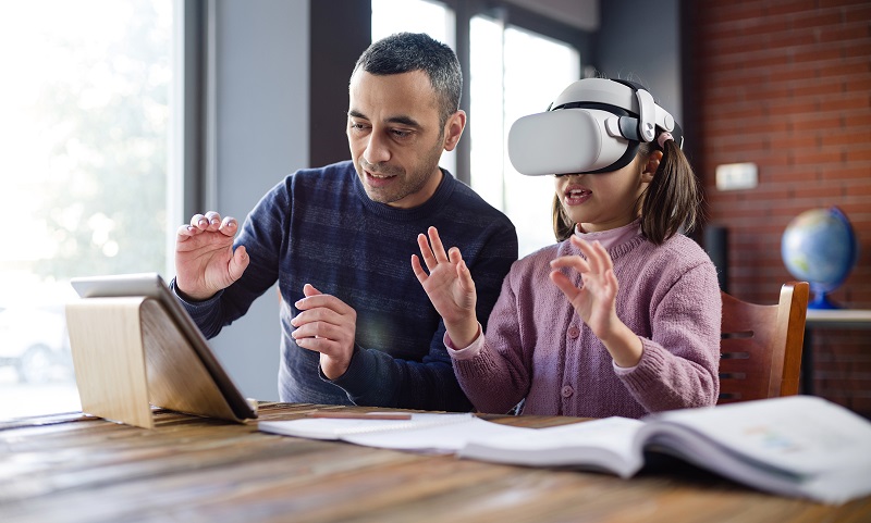 Học thực tế ảo là gì? Triển khai VR trong lớp học