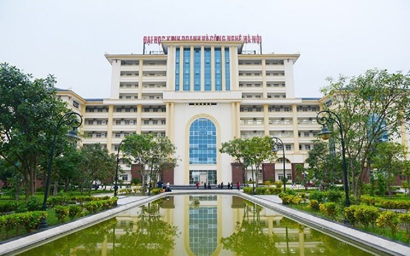 Đại học Kinh doanh công nghệ Hà Nội