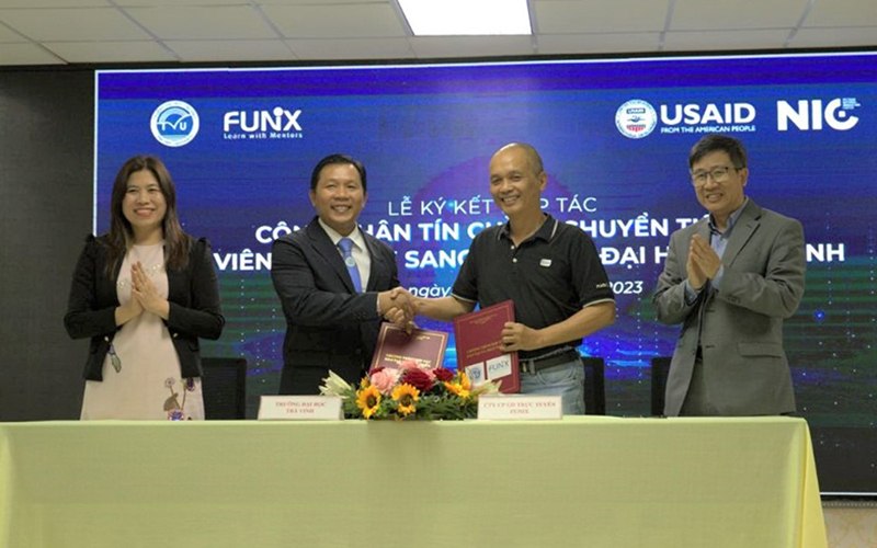 FUNiX liên kết với trường đại học Trà Vinh