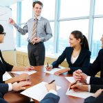 Thường xuyên đánh giá với nhân sự mới