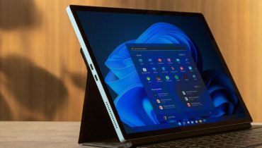 Windows đang bắt nhịp làn sóng AI, với việc Microsoft mang Windows Copilot lên các hệ thống Windows 11. Bài viết dưới đây sẽ cung cấp mọi thứ bạn cần biết về Windows Copilot.