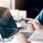 Python được nhiều công ty lớn ứng dụng trong việc phát triển website quy mô lớn (Nguồn ảnh: Internet)